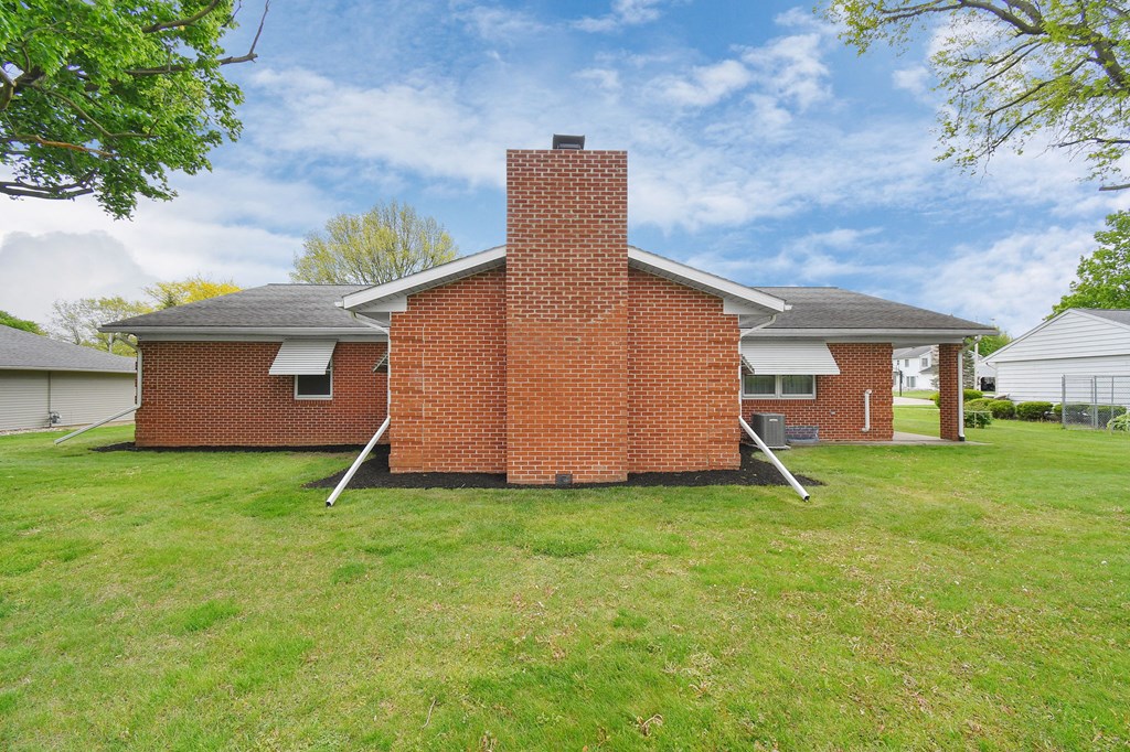 1145 Lynne Avenue, Bucyrus, Ohio 44820, 4 Bedrooms Bedrooms, ,2 BathroomsBathrooms,Residential,For Sale,Lynne Avenue,9073285