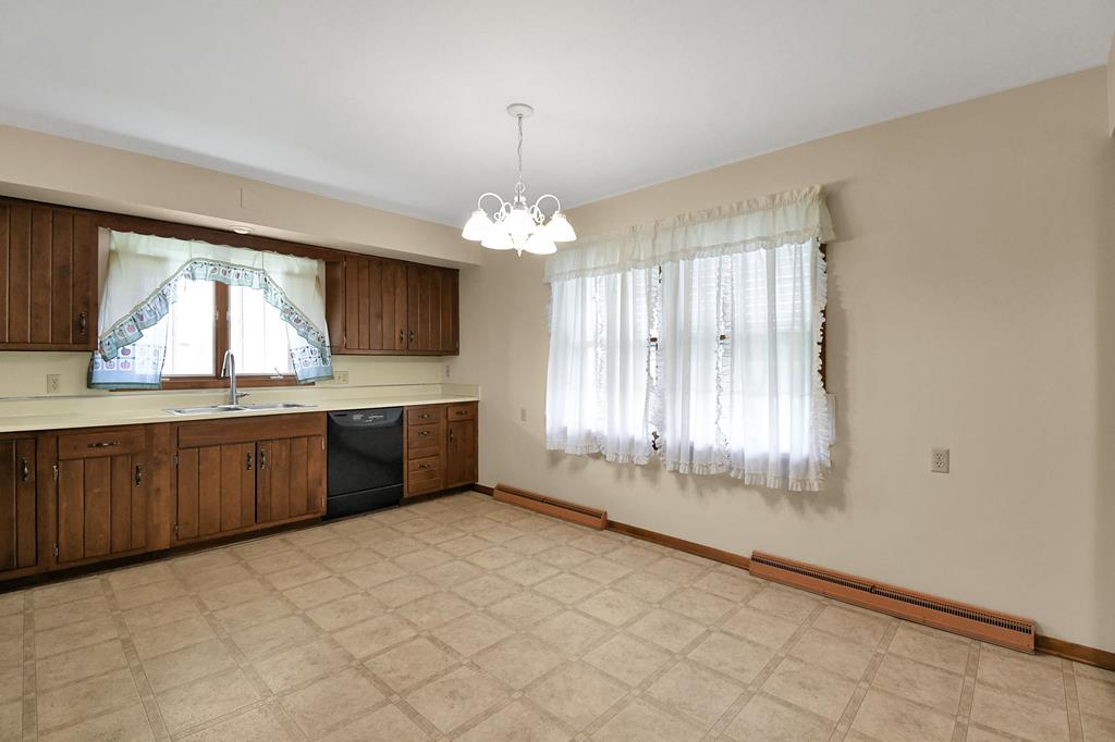 1145 Lynne Avenue, Bucyrus, Ohio 44820, 4 Bedrooms Bedrooms, ,2 BathroomsBathrooms,Residential,For Sale,Lynne Avenue,9073285