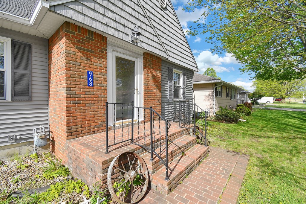 968 Highland Avenue, Galion, Ohio 44833, 4 Bedrooms Bedrooms, ,2 BathroomsBathrooms,Residential,For Sale,Highland Avenue,9073307 968 Highland Avenue, Galion, Ohio 44833, 4 Bedrooms Bedrooms, ,2 BathroomsBathrooms,Residential,For Sale,Highland Avenue,9073307