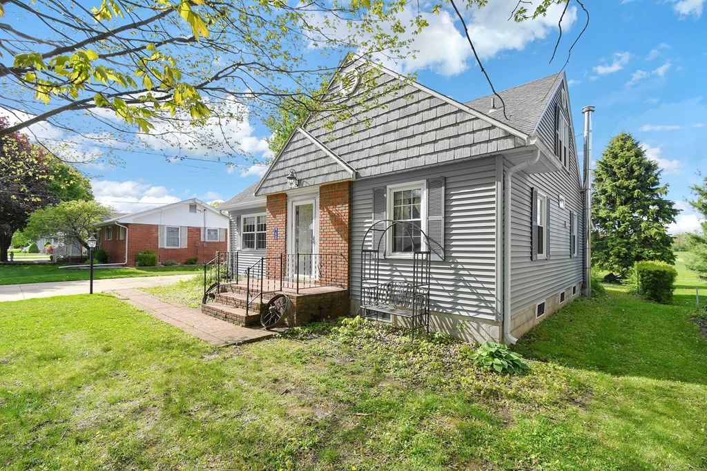 968 Highland Avenue, Galion, Ohio 44833, 4 Bedrooms Bedrooms, ,2 BathroomsBathrooms,Residential,For Sale,Highland Avenue,9073307 968 Highland Avenue, Galion, Ohio 44833, 4 Bedrooms Bedrooms, ,2 BathroomsBathrooms,Residential,For Sale,Highland Avenue,9073307