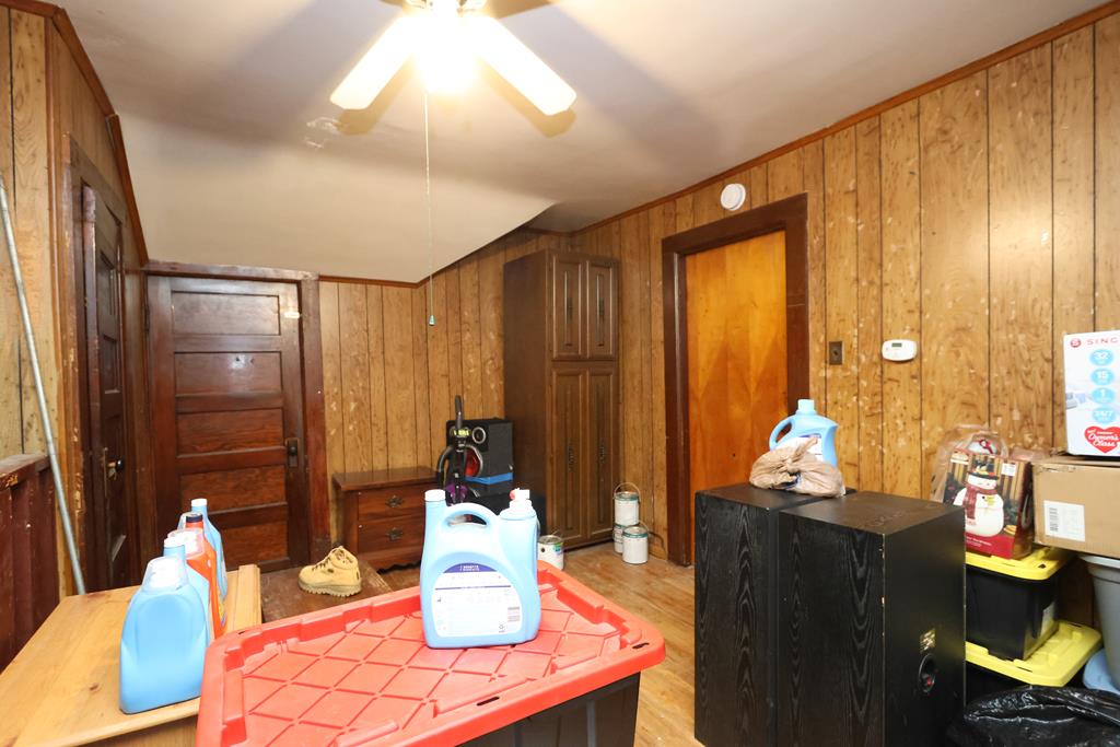205 Hedges Street, Mansfield, Ohio 44902, 3 Bedrooms Bedrooms, ,1 BathroomBathrooms,Residential,For Sale,Hedges Street,9073309