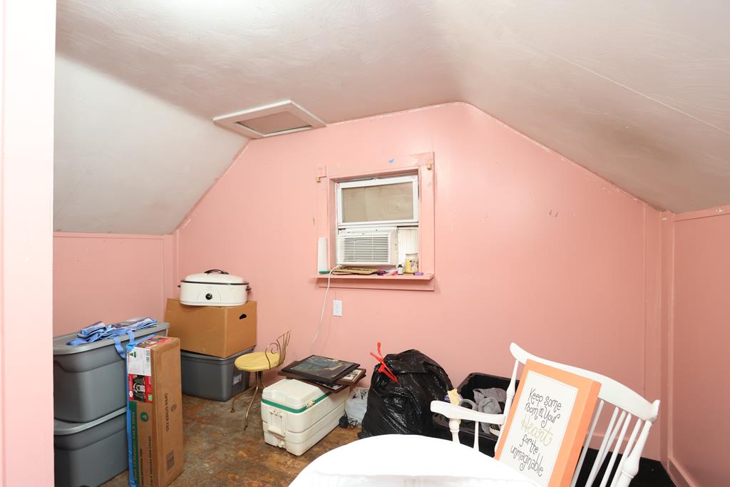 205 Hedges Street, Mansfield, Ohio 44902, 3 Bedrooms Bedrooms, ,1 BathroomBathrooms,Residential,For Sale,Hedges Street,9073309