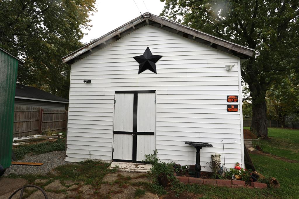 205 Hedges Street, Mansfield, Ohio 44902, 3 Bedrooms Bedrooms, ,1 BathroomBathrooms,Residential,For Sale,Hedges Street,9073309