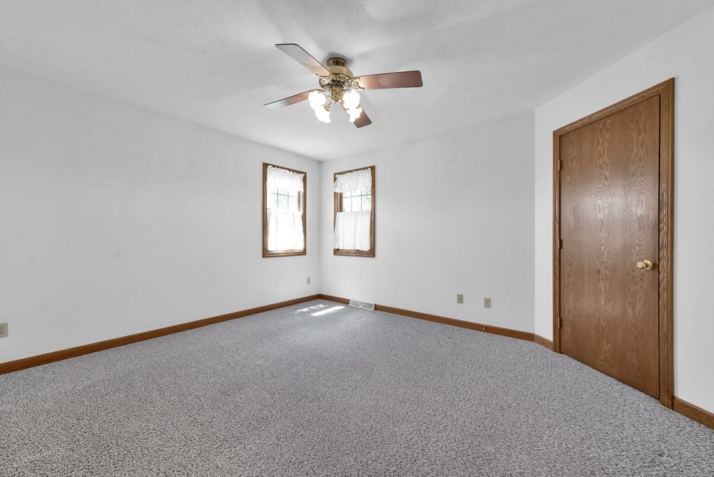 29 Longitude Drive, Mount Vernon, Ohio 43050, 3 Bedrooms Bedrooms, ,2 BathroomsBathrooms,Residential,For Sale,Longitude Drive,9073313 29 Longitude Drive, Mount Vernon, Ohio 43050, 3 Bedrooms Bedrooms, ,2 BathroomsBathrooms,Residential,For Sale,Longitude Drive,9073313