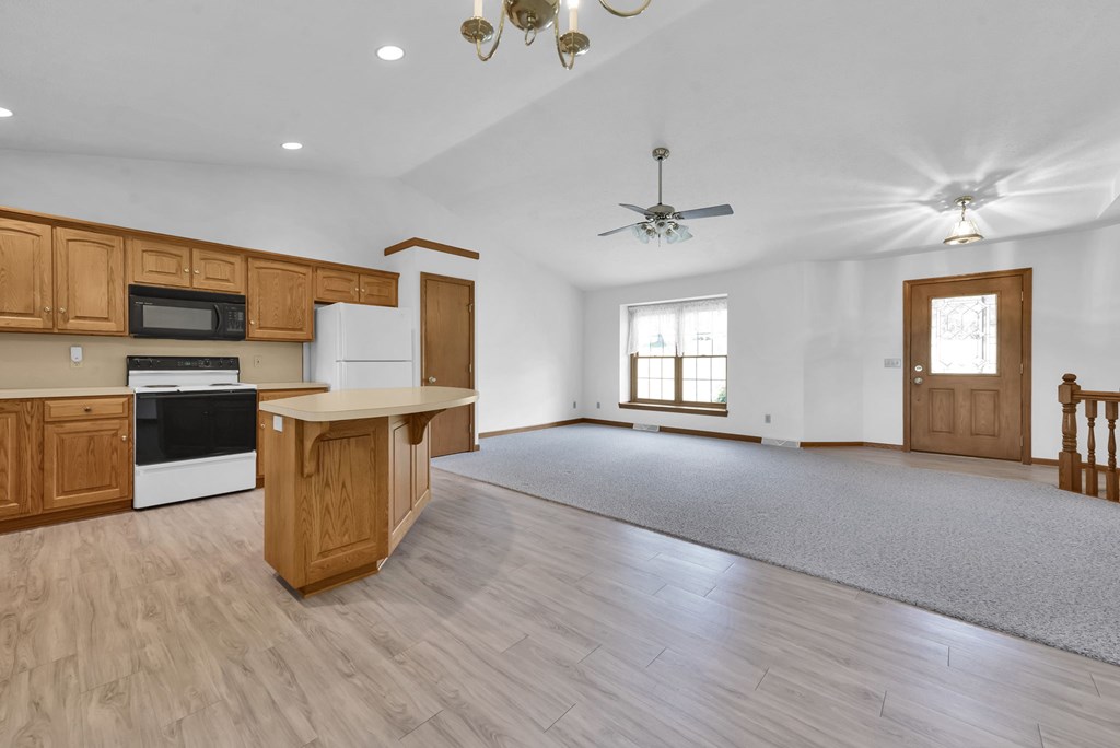 29 Longitude Drive, Mount Vernon, Ohio 43050, 3 Bedrooms Bedrooms, ,2 BathroomsBathrooms,Residential,For Sale,Longitude Drive,9073313 29 Longitude Drive, Mount Vernon, Ohio 43050, 3 Bedrooms Bedrooms, ,2 BathroomsBathrooms,Residential,For Sale,Longitude Drive,9073313