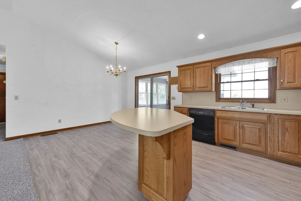 29 Longitude Drive, Mount Vernon, Ohio 43050, 3 Bedrooms Bedrooms, ,2 BathroomsBathrooms,Residential,For Sale,Longitude Drive,9073313 29 Longitude Drive, Mount Vernon, Ohio 43050, 3 Bedrooms Bedrooms, ,2 BathroomsBathrooms,Residential,For Sale,Longitude Drive,9073313