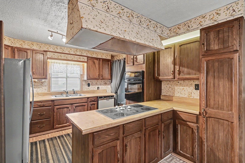 78 S Gamble Street, Shelby, Ohio 44875, 3 Bedrooms Bedrooms, ,1 BathroomBathrooms,Residential,For Sale,Gamble Street,9073366