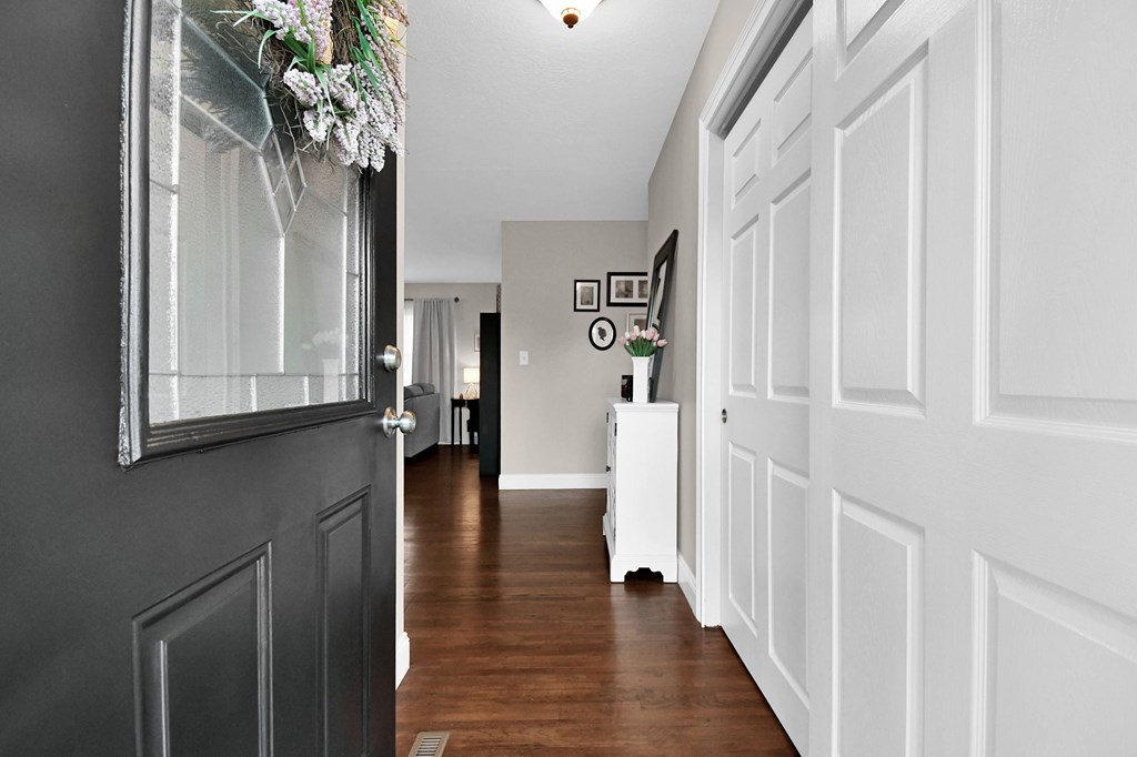 23 Pembroke Boulevard, Lexington, Ohio 44904, 3 Bedrooms Bedrooms, ,2 BathroomsBathrooms,Residential,For Sale,Pembroke Boulevard,9073387 23 Pembroke Boulevard, Lexington, Ohio 44904, 3 Bedrooms Bedrooms, ,2 BathroomsBathrooms,Residential,For Sale,Pembroke Boulevard,9073387