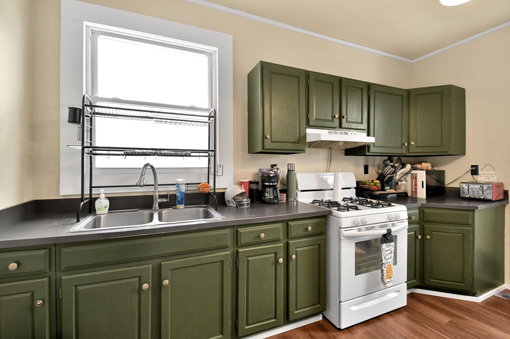 903 Reid Street, Bucyrus, Ohio 44820, 4 Bedrooms Bedrooms, ,1 BathroomBathrooms,Residential,For Sale,Reid Street,9073391 903 Reid Street, Bucyrus, Ohio 44820, 4 Bedrooms Bedrooms, ,1 BathroomBathrooms,Residential,For Sale,Reid Street,9073391