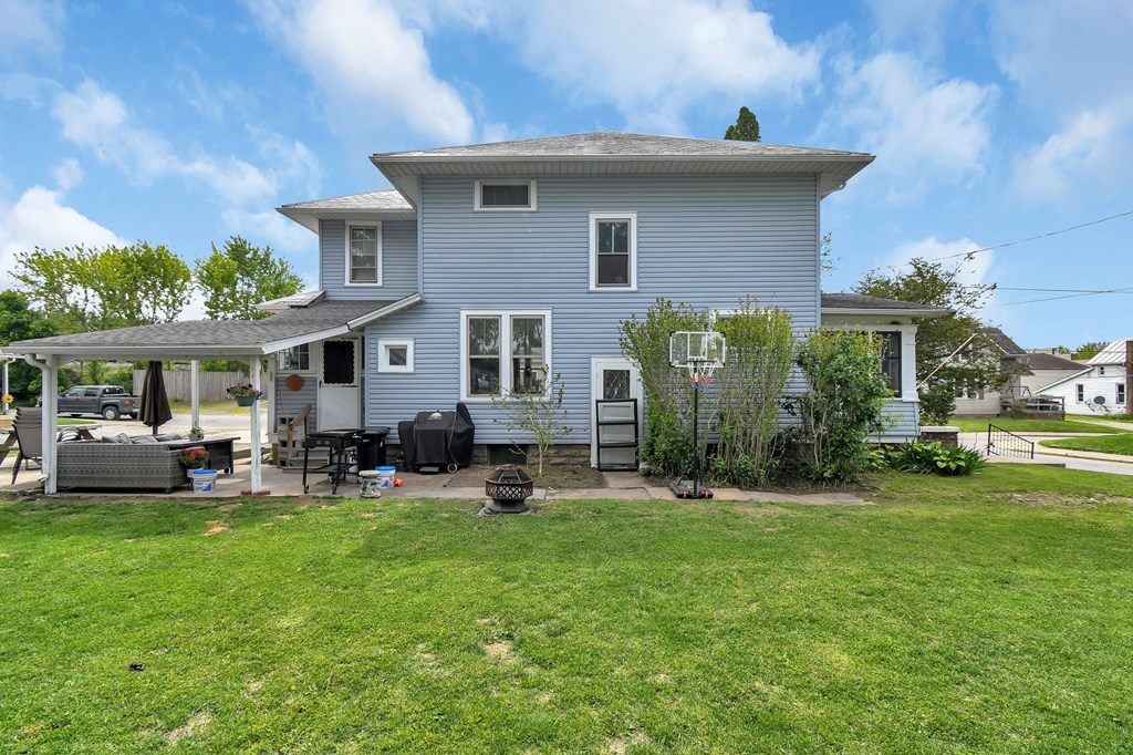 903 Reid Street, Bucyrus, Ohio 44820, 4 Bedrooms Bedrooms, ,1 BathroomBathrooms,Residential,For Sale,Reid Street,9073391 903 Reid Street, Bucyrus, Ohio 44820, 4 Bedrooms Bedrooms, ,1 BathroomBathrooms,Residential,For Sale,Reid Street,9073391