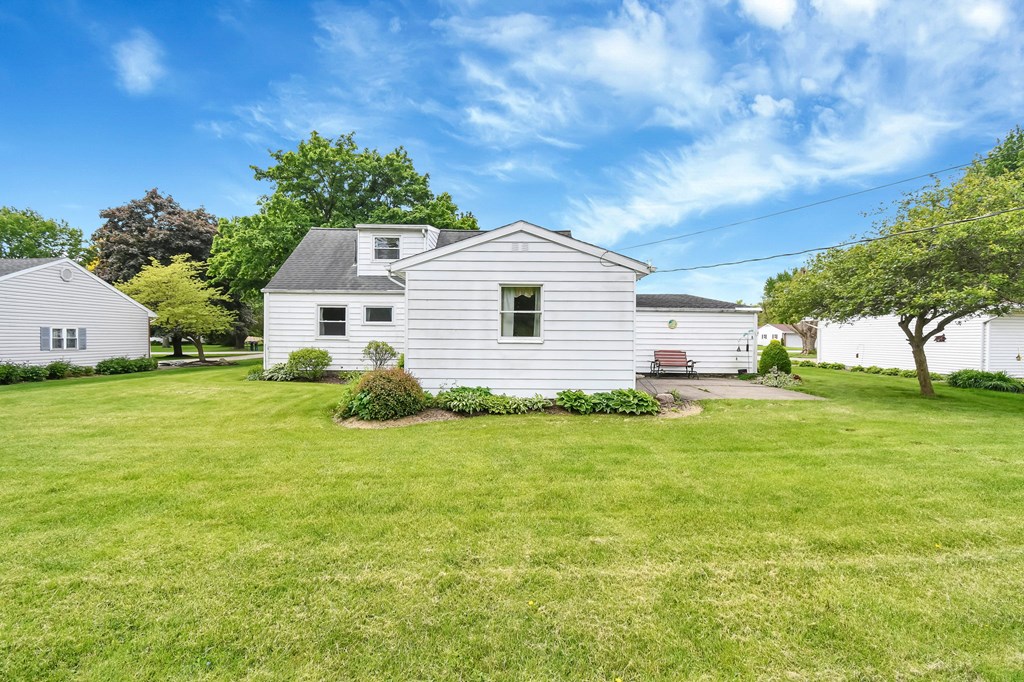 48 Baermar Road, Shelby, Ohio 44875, 4 Bedrooms Bedrooms, ,2 BathroomsBathrooms,Residential,For Sale,Baermar Road,9073401