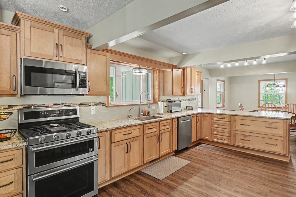 1684 Rock Road, Mansfield, Ohio 44903, 4 Bedrooms Bedrooms, ,3 BathroomsBathrooms,Residential,For Sale,Rock Road,9073403 1684 Rock Road, Mansfield, Ohio 44903, 4 Bedrooms Bedrooms, ,3 BathroomsBathrooms,Residential,For Sale,Rock Road,9073403