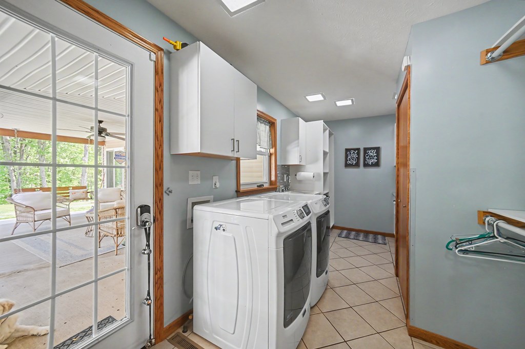 1684 Rock Road, Mansfield, Ohio 44903, 4 Bedrooms Bedrooms, ,3 BathroomsBathrooms,Residential,For Sale,Rock Road,9073403 1684 Rock Road, Mansfield, Ohio 44903, 4 Bedrooms Bedrooms, ,3 BathroomsBathrooms,Residential,For Sale,Rock Road,9073403