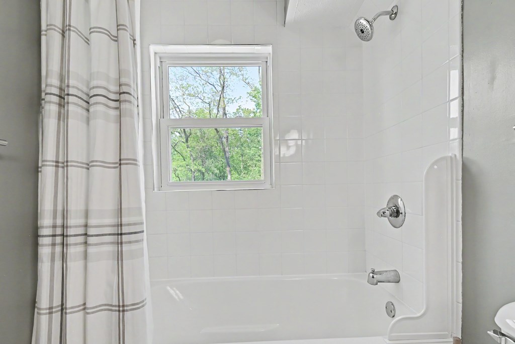 1684 Rock Road, Mansfield, Ohio 44903, 4 Bedrooms Bedrooms, ,3 BathroomsBathrooms,Residential,For Sale,Rock Road,9073403 1684 Rock Road, Mansfield, Ohio 44903, 4 Bedrooms Bedrooms, ,3 BathroomsBathrooms,Residential,For Sale,Rock Road,9073403