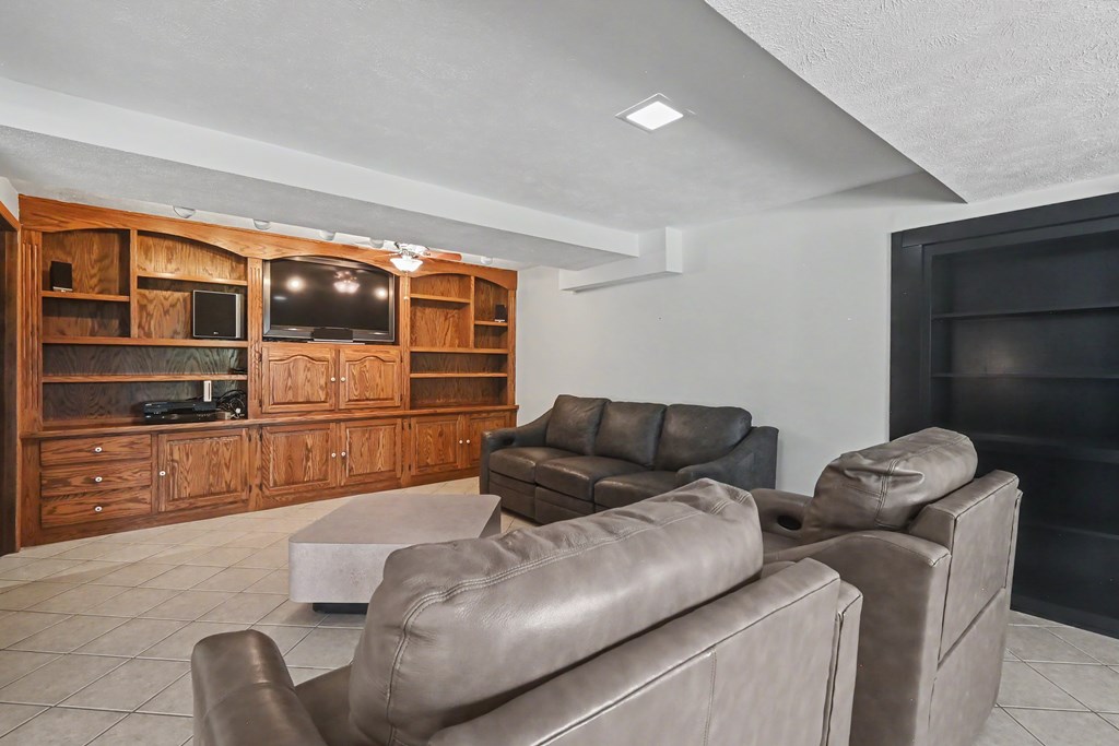 1684 Rock Road, Mansfield, Ohio 44903, 4 Bedrooms Bedrooms, ,3 BathroomsBathrooms,Residential,For Sale,Rock Road,9073403 1684 Rock Road, Mansfield, Ohio 44903, 4 Bedrooms Bedrooms, ,3 BathroomsBathrooms,Residential,For Sale,Rock Road,9073403