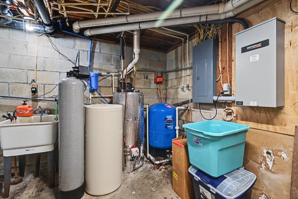 1684 Rock Road, Mansfield, Ohio 44903, 4 Bedrooms Bedrooms, ,3 BathroomsBathrooms,Residential,For Sale,Rock Road,9073403 1684 Rock Road, Mansfield, Ohio 44903, 4 Bedrooms Bedrooms, ,3 BathroomsBathrooms,Residential,For Sale,Rock Road,9073403