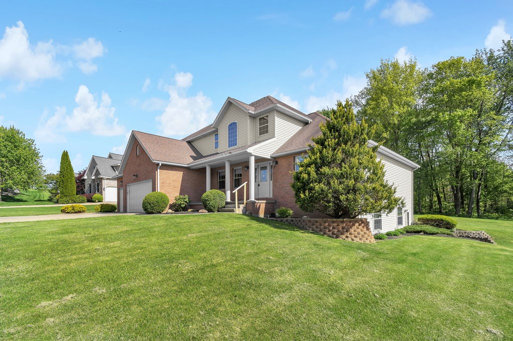 3821 Horizon Drive, Ontario, Ohio 44903, 4 Bedrooms Bedrooms, ,3 BathroomsBathrooms,Residential,For Sale,Horizon Drive,9073405 3821 Horizon Drive, Ontario, Ohio 44903, 4 Bedrooms Bedrooms, ,3 BathroomsBathrooms,Residential,For Sale,Horizon Drive,9073405
