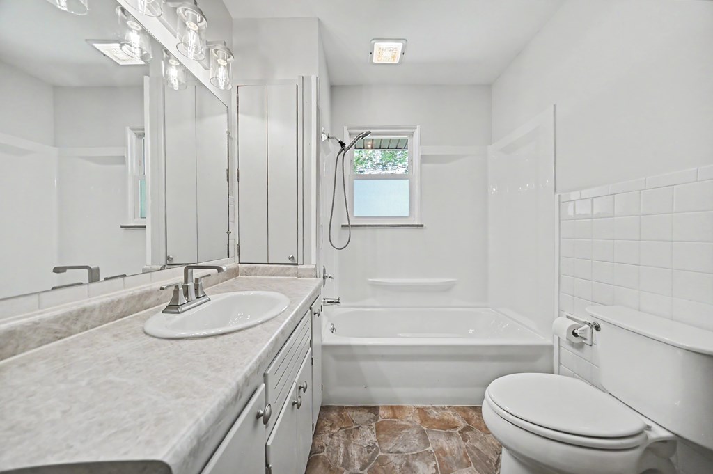 885 W Perry Street, Bucyrus, Ohio 44820, 3 Bedrooms Bedrooms, ,2 BathroomsBathrooms,Residential,For Sale,Perry Street,9073414 885 W Perry Street, Bucyrus, Ohio 44820, 3 Bedrooms Bedrooms, ,2 BathroomsBathrooms,Residential,For Sale,Perry Street,9073414