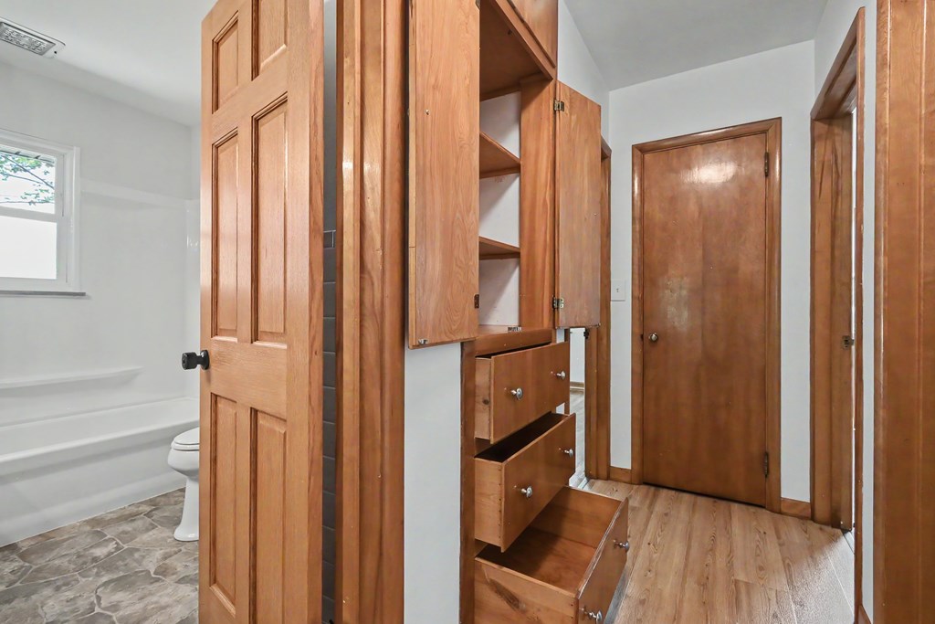 885 W Perry Street, Bucyrus, Ohio 44820, 3 Bedrooms Bedrooms, ,2 BathroomsBathrooms,Residential,For Sale,Perry Street,9073414 885 W Perry Street, Bucyrus, Ohio 44820, 3 Bedrooms Bedrooms, ,2 BathroomsBathrooms,Residential,For Sale,Perry Street,9073414