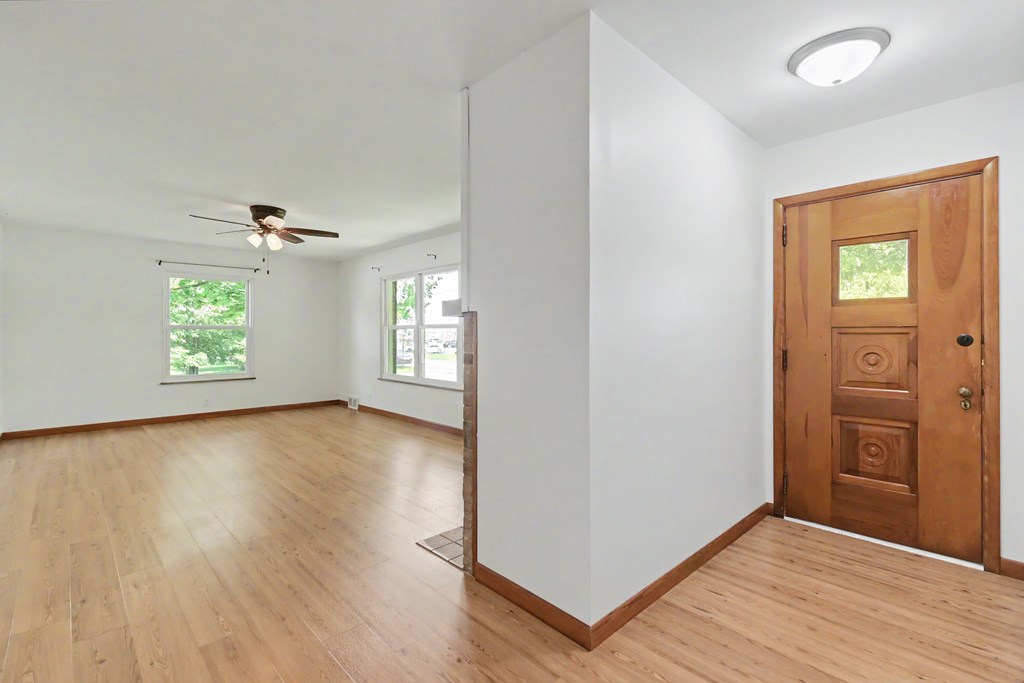 885 W Perry Street, Bucyrus, Ohio 44820, 3 Bedrooms Bedrooms, ,2 BathroomsBathrooms,Residential,For Sale,Perry Street,9073414 885 W Perry Street, Bucyrus, Ohio 44820, 3 Bedrooms Bedrooms, ,2 BathroomsBathrooms,Residential,For Sale,Perry Street,9073414