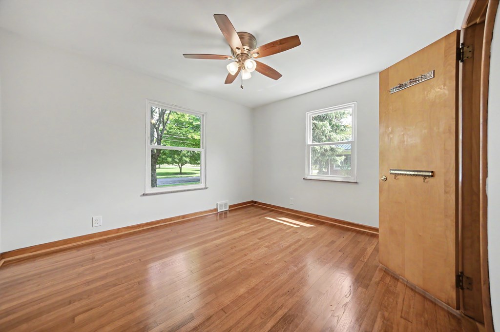 885 W Perry Street, Bucyrus, Ohio 44820, 3 Bedrooms Bedrooms, ,2 BathroomsBathrooms,Residential,For Sale,Perry Street,9073414 885 W Perry Street, Bucyrus, Ohio 44820, 3 Bedrooms Bedrooms, ,2 BathroomsBathrooms,Residential,For Sale,Perry Street,9073414