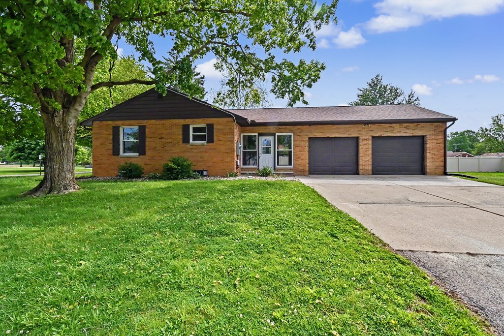 885 W Perry Street, Bucyrus, Ohio 44820, 3 Bedrooms Bedrooms, ,2 BathroomsBathrooms,Residential,For Sale,Perry Street,9073414 885 W Perry Street, Bucyrus, Ohio 44820, 3 Bedrooms Bedrooms, ,2 BathroomsBathrooms,Residential,For Sale,Perry Street,9073414