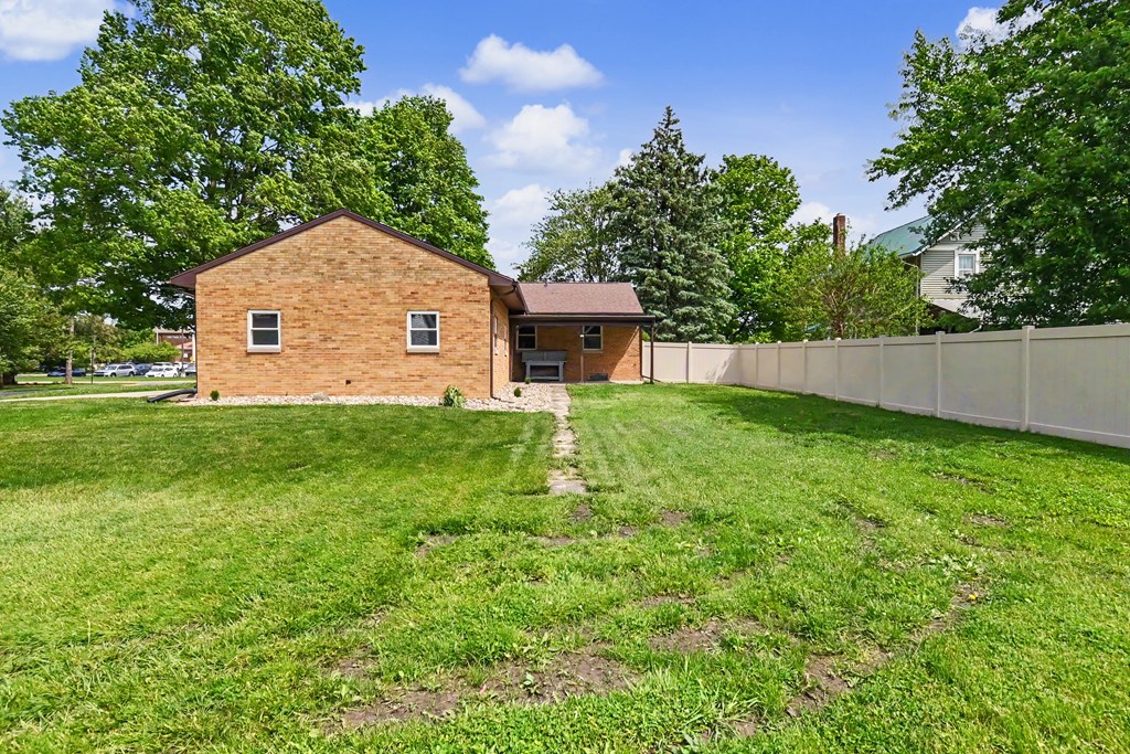 885 W Perry Street, Bucyrus, Ohio 44820, 3 Bedrooms Bedrooms, ,2 BathroomsBathrooms,Residential,For Sale,Perry Street,9073414 885 W Perry Street, Bucyrus, Ohio 44820, 3 Bedrooms Bedrooms, ,2 BathroomsBathrooms,Residential,For Sale,Perry Street,9073414