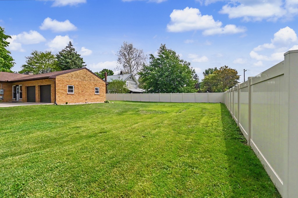 885 W Perry Street, Bucyrus, Ohio 44820, 3 Bedrooms Bedrooms, ,2 BathroomsBathrooms,Residential,For Sale,Perry Street,9073414 885 W Perry Street, Bucyrus, Ohio 44820, 3 Bedrooms Bedrooms, ,2 BathroomsBathrooms,Residential,For Sale,Perry Street,9073414