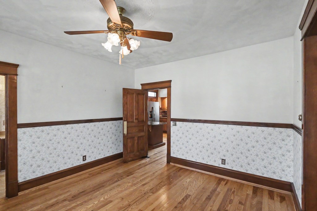 524 E Oakwood Ave, Bucyrus, Ohio 44820, 4 Bedrooms Bedrooms, ,2 BathroomsBathrooms,Residential,For Sale,Oakwood Ave,9073415 524 E Oakwood Ave, Bucyrus, Ohio 44820, 4 Bedrooms Bedrooms, ,2 BathroomsBathrooms,Residential,For Sale,Oakwood Ave,9073415