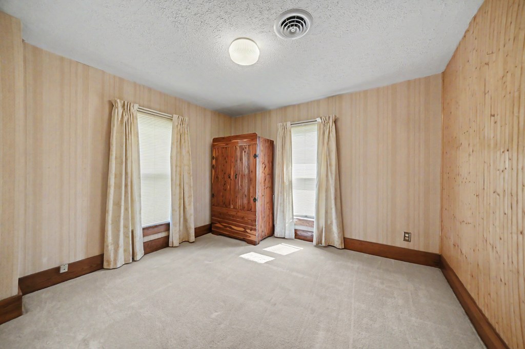 524 E Oakwood Ave, Bucyrus, Ohio 44820, 4 Bedrooms Bedrooms, ,2 BathroomsBathrooms,Residential,For Sale,Oakwood Ave,9073415 524 E Oakwood Ave, Bucyrus, Ohio 44820, 4 Bedrooms Bedrooms, ,2 BathroomsBathrooms,Residential,For Sale,Oakwood Ave,9073415