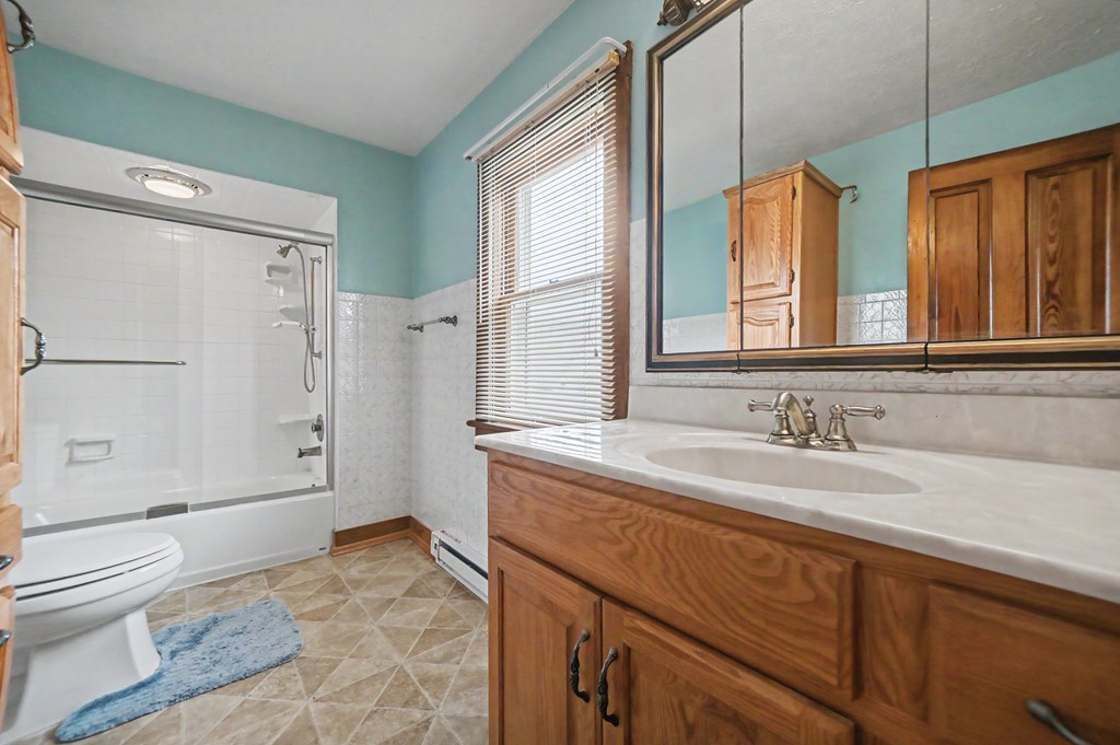 524 E Oakwood Ave, Bucyrus, Ohio 44820, 4 Bedrooms Bedrooms, ,2 BathroomsBathrooms,Residential,For Sale,Oakwood Ave,9073415 524 E Oakwood Ave, Bucyrus, Ohio 44820, 4 Bedrooms Bedrooms, ,2 BathroomsBathrooms,Residential,For Sale,Oakwood Ave,9073415