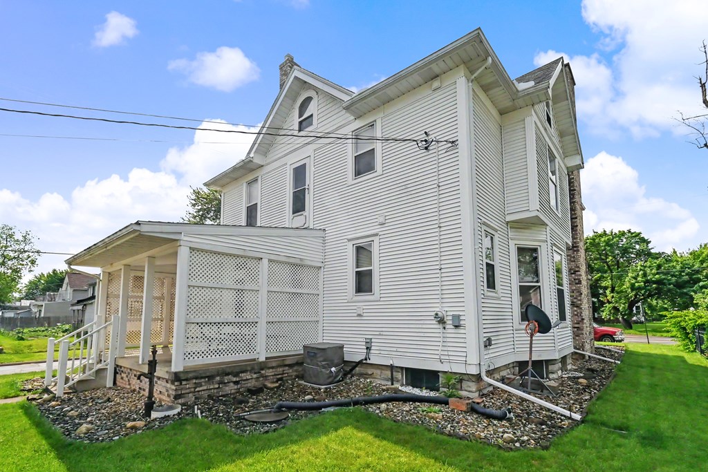 524 E Oakwood Ave, Bucyrus, Ohio 44820, 4 Bedrooms Bedrooms, ,2 BathroomsBathrooms,Residential,For Sale,Oakwood Ave,9073415 524 E Oakwood Ave, Bucyrus, Ohio 44820, 4 Bedrooms Bedrooms, ,2 BathroomsBathrooms,Residential,For Sale,Oakwood Ave,9073415