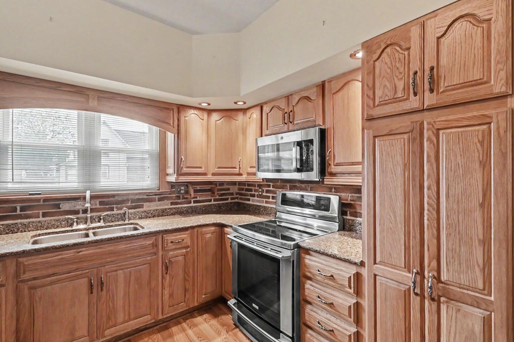 524 E Oakwood Ave, Bucyrus, Ohio 44820, 4 Bedrooms Bedrooms, ,2 BathroomsBathrooms,Residential,For Sale,Oakwood Ave,9073415 524 E Oakwood Ave, Bucyrus, Ohio 44820, 4 Bedrooms Bedrooms, ,2 BathroomsBathrooms,Residential,For Sale,Oakwood Ave,9073415