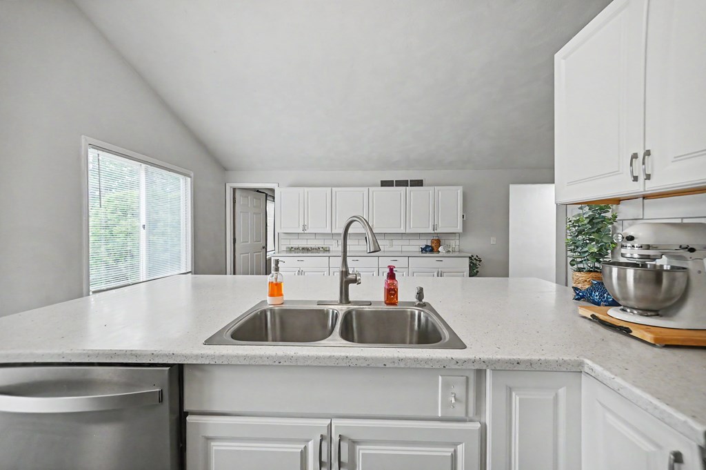 1921 W Cook Road, Mansfield, Ohio 44906, 3 Bedrooms Bedrooms, ,3 BathroomsBathrooms,Residential,For Sale,Cook Road,9073423 1921 W Cook Road, Mansfield, Ohio 44906, 3 Bedrooms Bedrooms, ,3 BathroomsBathrooms,Residential,For Sale,Cook Road,9073423