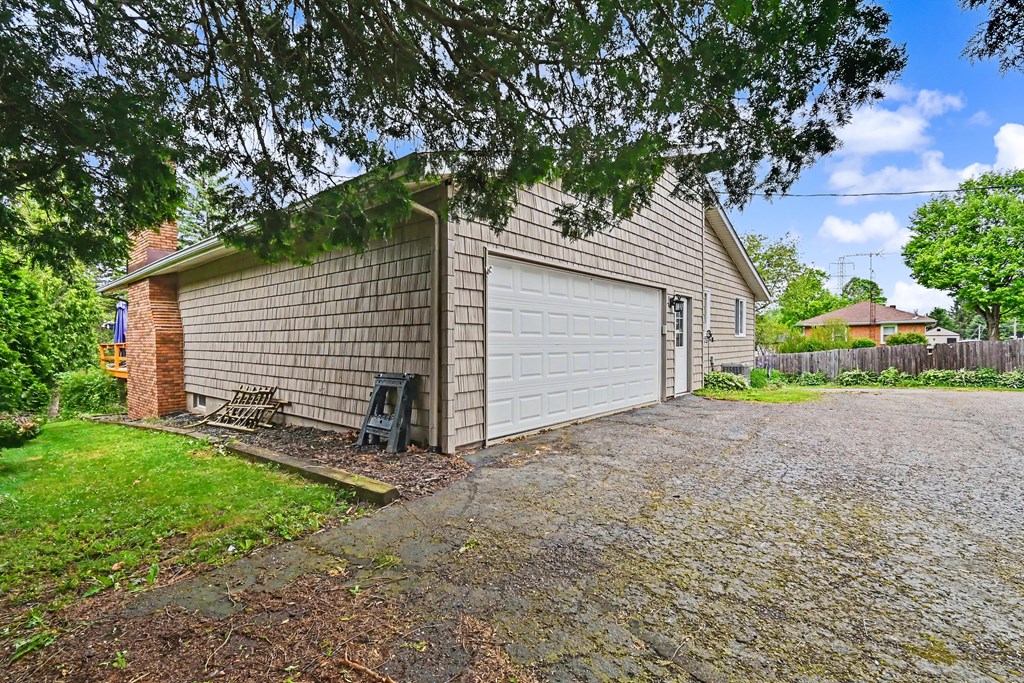 1921 W Cook Road, Mansfield, Ohio 44906, 3 Bedrooms Bedrooms, ,3 BathroomsBathrooms,Residential,For Sale,Cook Road,9073423 1921 W Cook Road, Mansfield, Ohio 44906, 3 Bedrooms Bedrooms, ,3 BathroomsBathrooms,Residential,For Sale,Cook Road,9073423