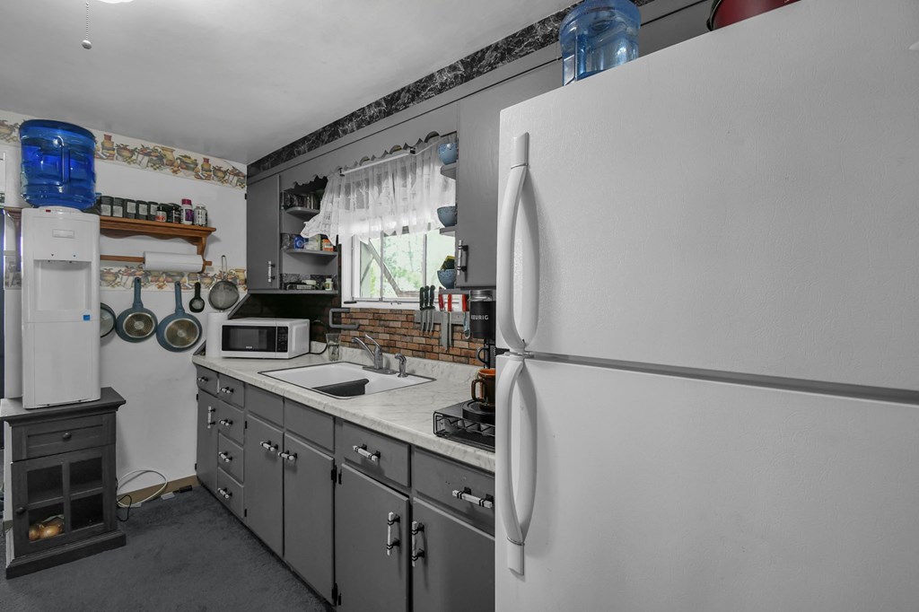 1888 S Wiley St, Crestline, Ohio 44827, 2 Bedrooms Bedrooms, ,1 BathroomBathrooms,Residential,For Sale,Wiley St,9073430