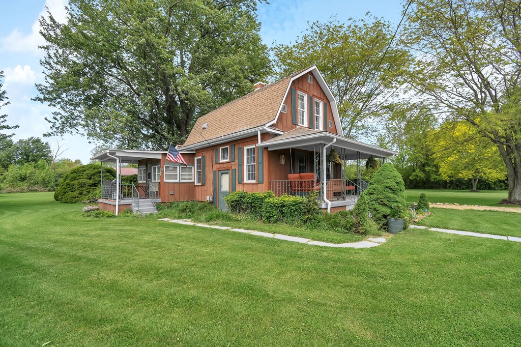 1888 S Wiley St, Crestline, Ohio 44827, 2 Bedrooms Bedrooms, ,1 BathroomBathrooms,Residential,For Sale,Wiley St,9073430