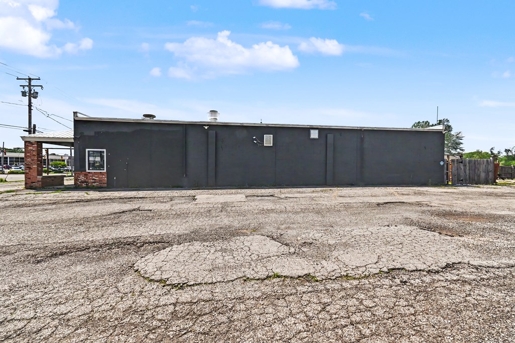 1400 W 4th Street, Mansfield, Ohio 44906, ,Commercial Sale,For Sale,4th Street,9073431