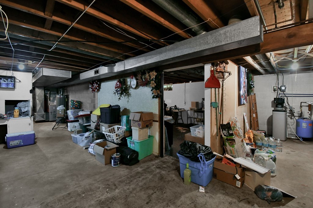 1323 Eisenhower Avenue, Lexington, Ohio 44904, 3 Bedrooms Bedrooms, ,1 BathroomBathrooms,Residential,For Sale,Eisenhower Avenue,9073433
