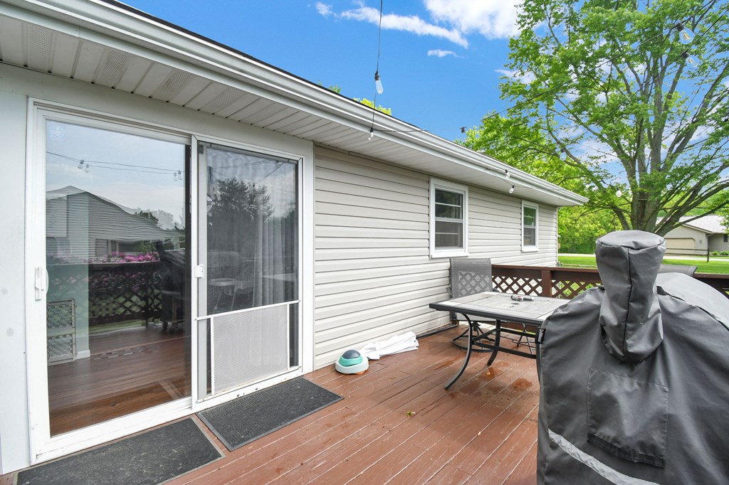 1323 Eisenhower Avenue, Lexington, Ohio 44904, 3 Bedrooms Bedrooms, ,1 BathroomBathrooms,Residential,For Sale,Eisenhower Avenue,9073433