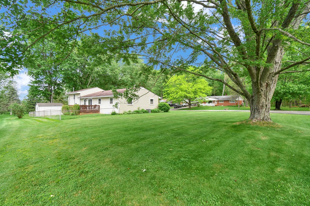 1323 Eisenhower Avenue, Lexington, Ohio 44904, 3 Bedrooms Bedrooms, ,1 BathroomBathrooms,Residential,For Sale,Eisenhower Avenue,9073433