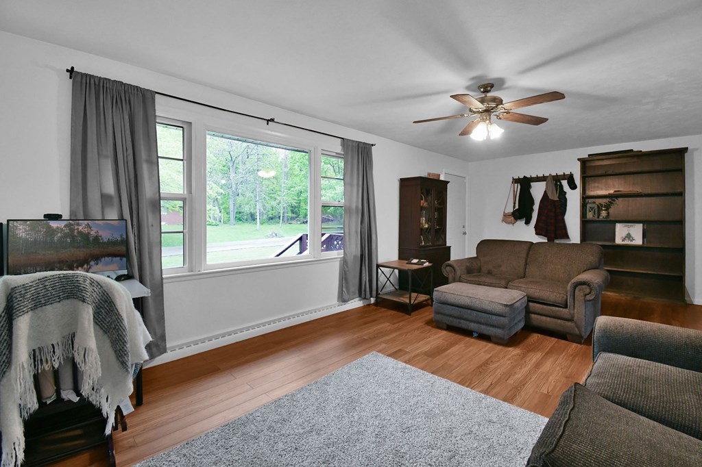 1323 Eisenhower Avenue, Lexington, Ohio 44904, 3 Bedrooms Bedrooms, ,1 BathroomBathrooms,Residential,For Sale,Eisenhower Avenue,9073433