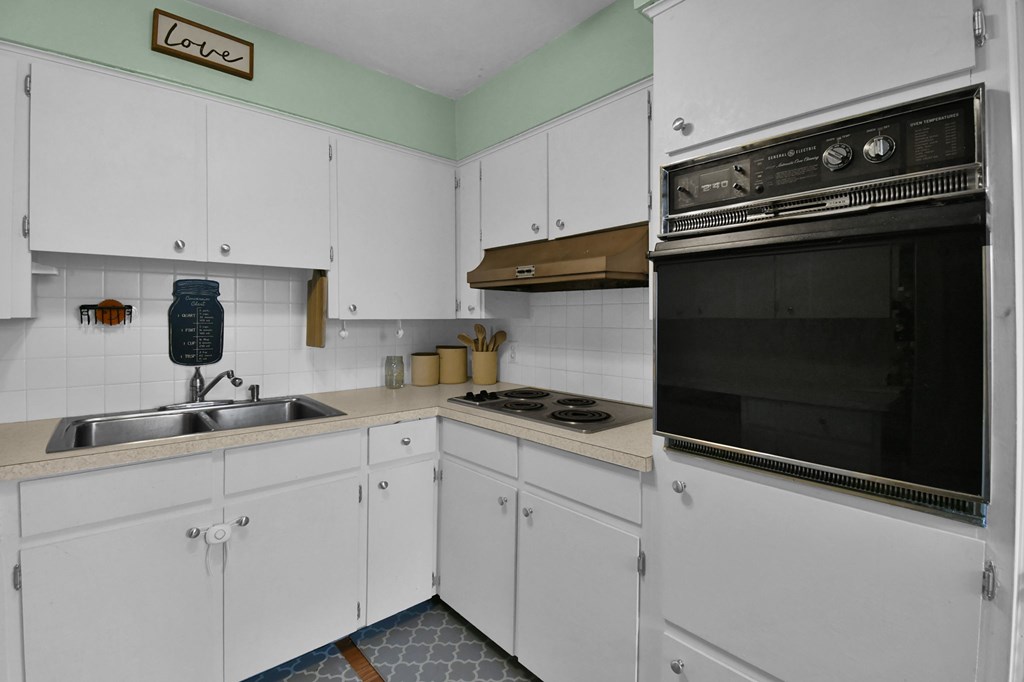 1323 Eisenhower Avenue, Lexington, Ohio 44904, 3 Bedrooms Bedrooms, ,1 BathroomBathrooms,Residential,For Sale,Eisenhower Avenue,9073433