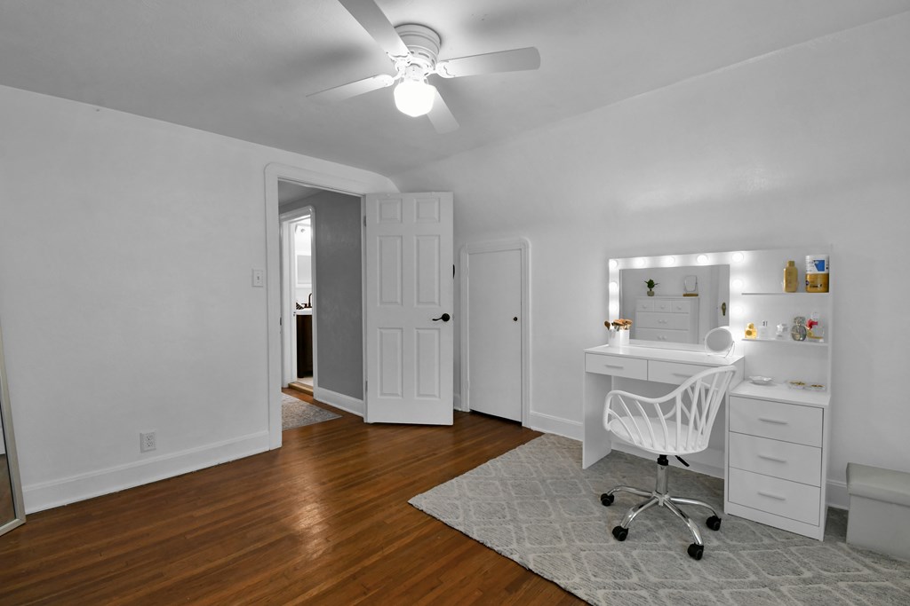 955 Maumee Avenue, Mansfield, Ohio 44906, 3 Bedrooms Bedrooms, ,1 BathroomBathrooms,Residential,For Sale,Maumee Avenue,9073453