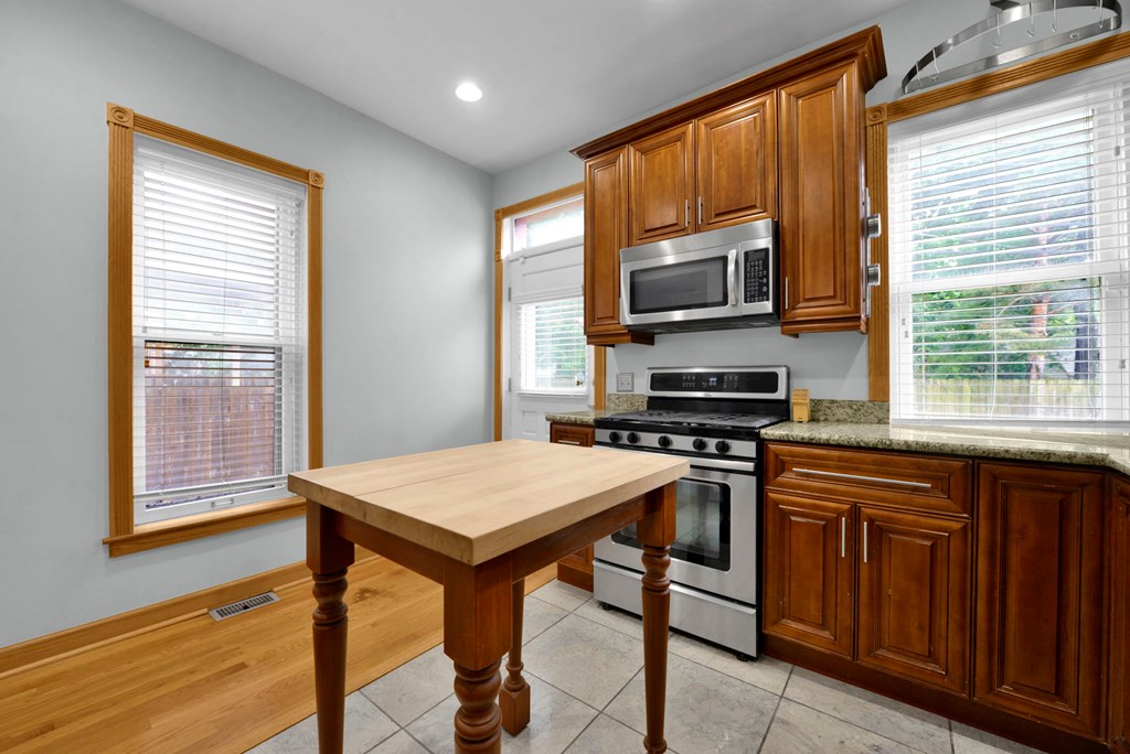 29 E Second Ave, Columbus, Ohio 43201, 2 Bedrooms Bedrooms, ,2 BathroomsBathrooms,Residential,For Sale,Second Ave,9073455 29 E Second Ave, Columbus, Ohio 43201, 2 Bedrooms Bedrooms, ,2 BathroomsBathrooms,Residential,For Sale,Second Ave,9073455
