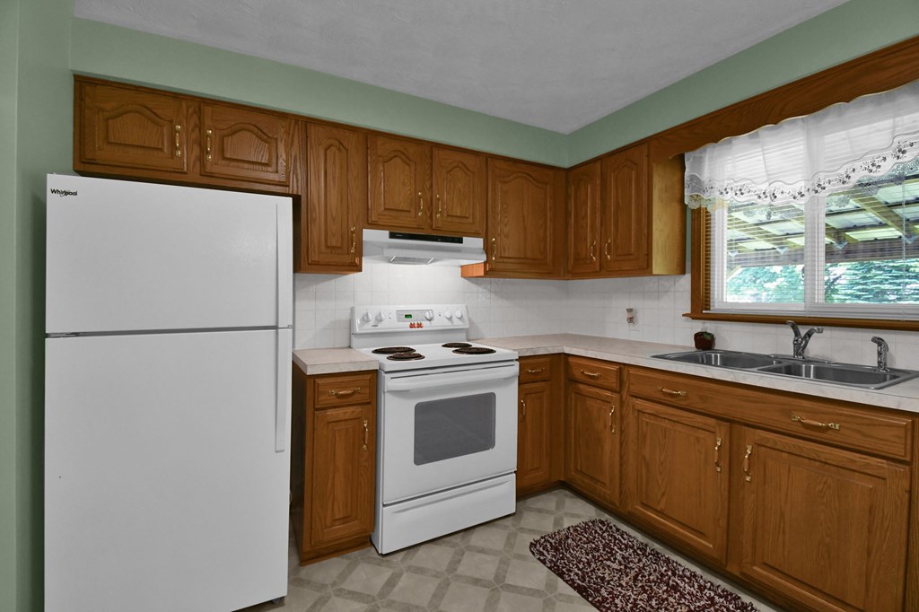 1508 Beal Rd, Mansfield, Ohio 44903, 2 Bedrooms Bedrooms, ,2 BathroomsBathrooms,Residential,For Sale,Beal Rd,9073476