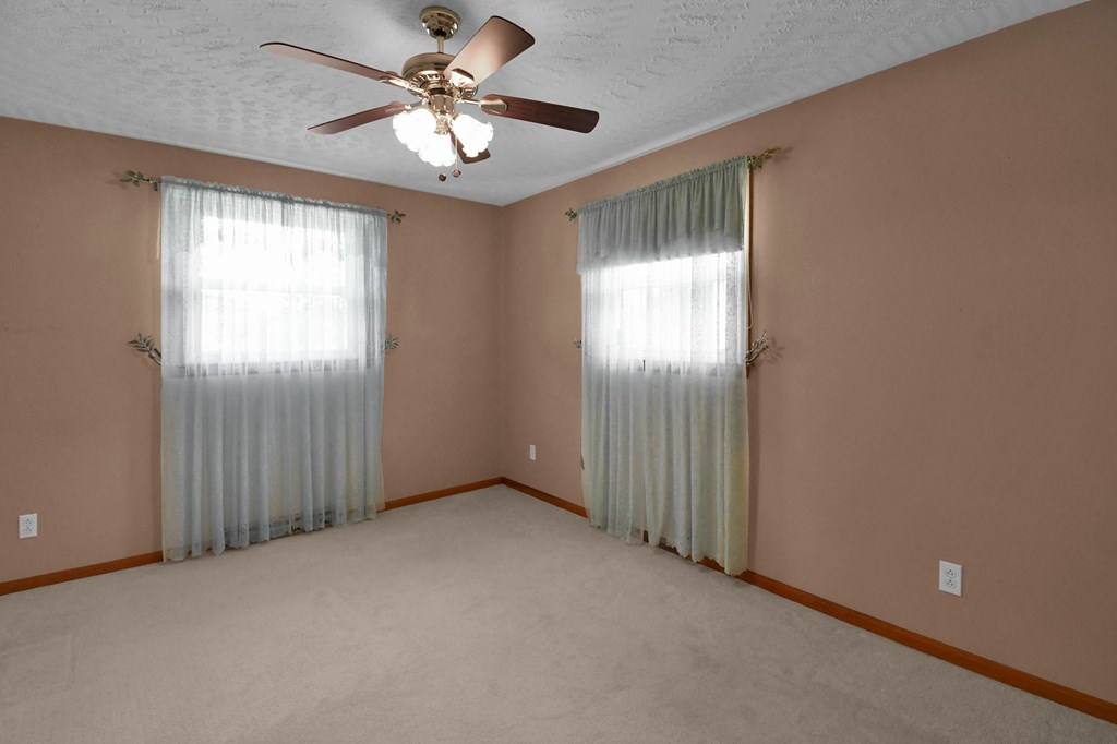 1508 Beal Rd, Mansfield, Ohio 44903, 2 Bedrooms Bedrooms, ,2 BathroomsBathrooms,Residential,For Sale,Beal Rd,9073476