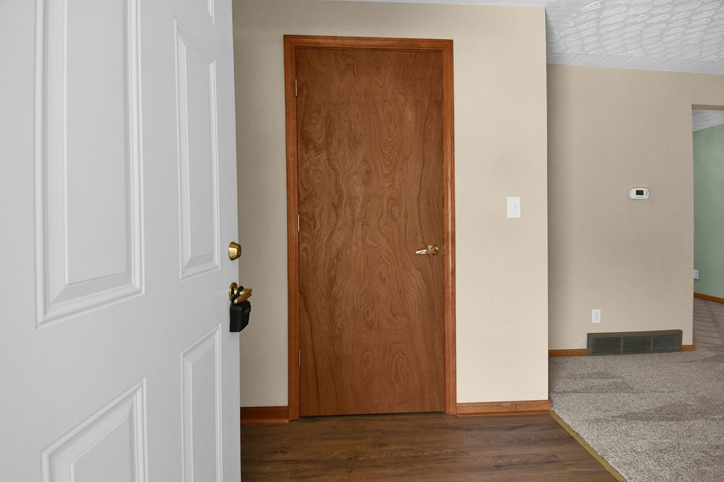 1508 Beal Rd, Mansfield, Ohio 44903, 2 Bedrooms Bedrooms, ,2 BathroomsBathrooms,Residential,For Sale,Beal Rd,9073476