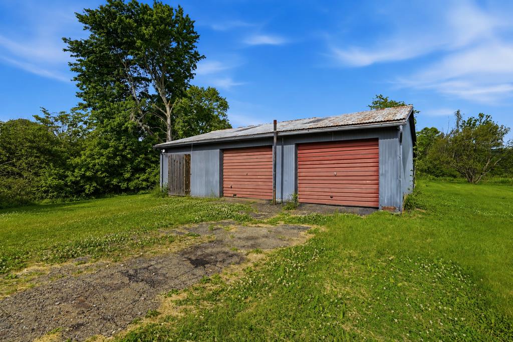 4304 Ceramic Rd, Crooksville, Ohio 43731, 3 Bedrooms Bedrooms, ,1 BathroomBathrooms,Residential,For Sale,Ceramic Rd,9073479