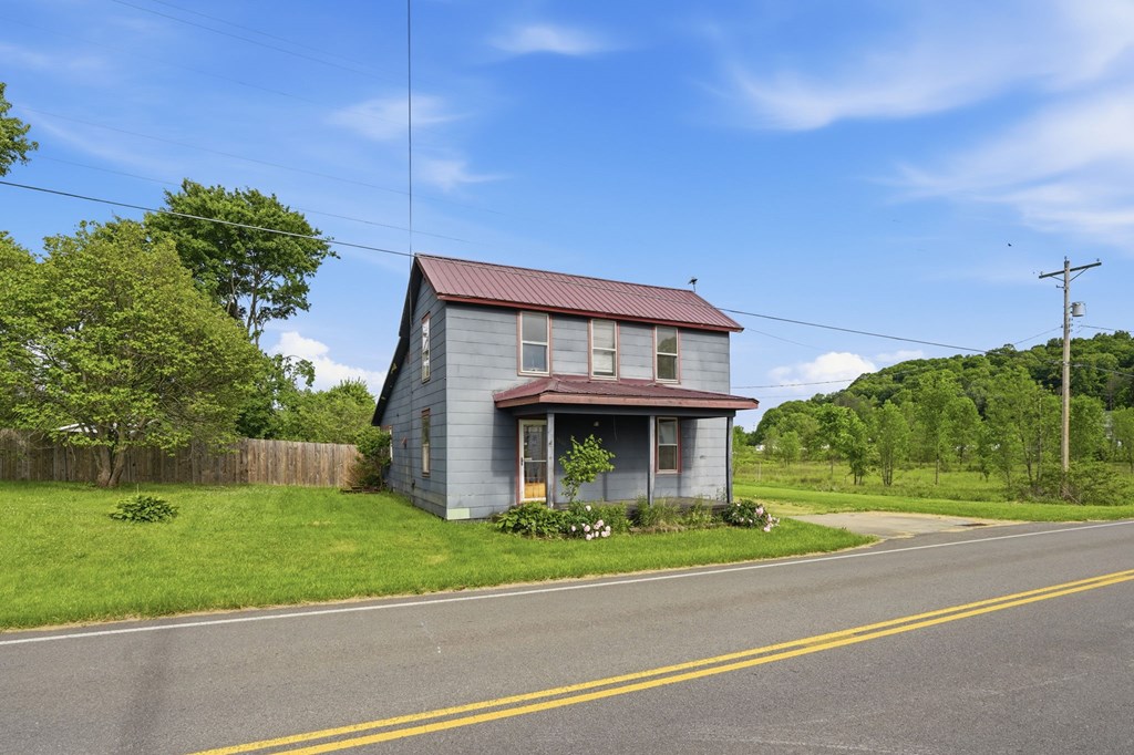 4304 Ceramic Rd, Crooksville, Ohio 43731, 3 Bedrooms Bedrooms, ,1 BathroomBathrooms,Residential,For Sale,Ceramic Rd,9073479